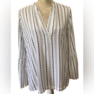 LOFT OUTLET WOMENS BOHO STYLE BLOUSE DEEP VNECK SIZE MEDIUM WHITE/BLACK